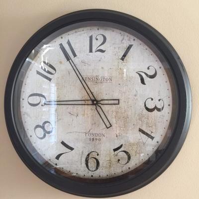 Decorative wall clock 
