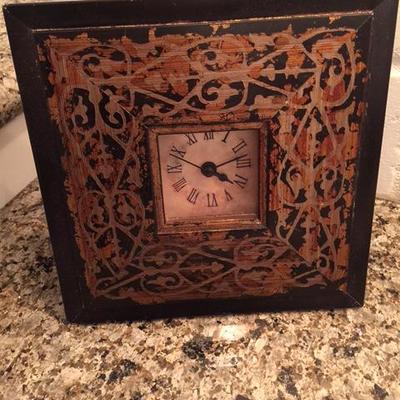 Small Table Clock 