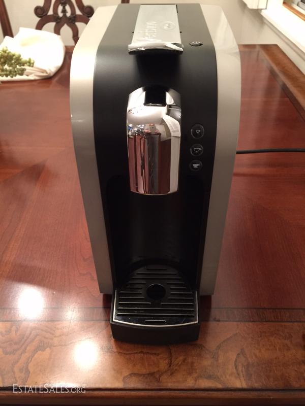 Starbucks Verismo Espresso Maker