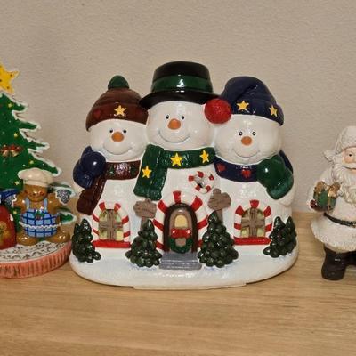 Santa, Snowmen and Tree Deco
