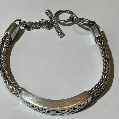 Vintage .925 Sterling Silver 6.5"-7" Adjustable Fancy Weave Style Bracelet in Very Good Preowned Condition. (33.6 Grams TW).