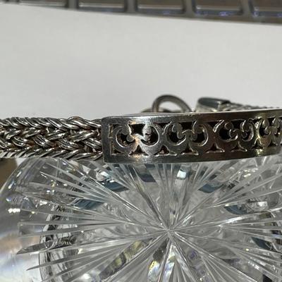 Vintage .925 Sterling Silver 6.5"-7" Adjustable Fancy Weave Style Bracelet in Very Good Preowned Condition. (33.6 Grams TW).