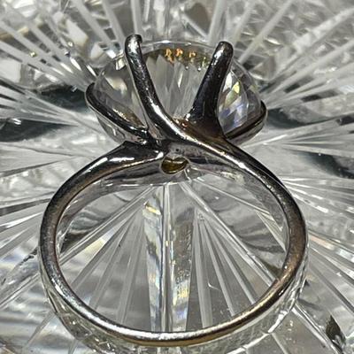 Vintage Huge CZ .925 Sterling Silver Engagement Style Ring Size-9 in Very Good Preowned Condition.