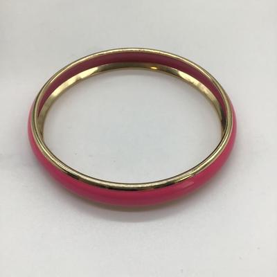 Bright pink fashion bracelet