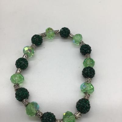 Green beaded charm bracelet