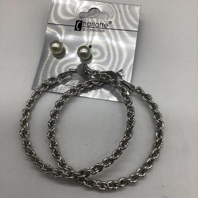 Charlotte accessories earrings set