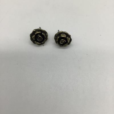 Fashion flower earrings