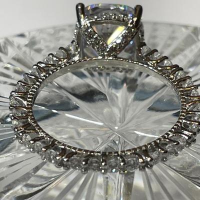 Vintage Estate Unique .925 Sterling Silver Size 9 Engagement Ring w/CZ's Mounted all Around in Never Worn Preowned Condition.