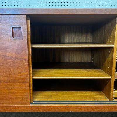 600 Danish Mid-Century Modern Niels Møller Teak Sideboard