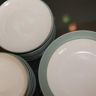 Colorwave Noritake Green Dish Set