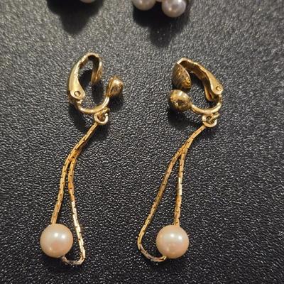 (4) Clip On Earrings