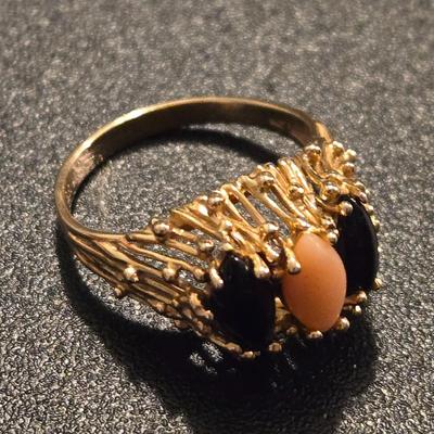 14k. Gold with 3 Marquise Cut Pieces of Coral