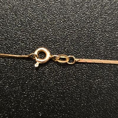 14kt. Gold Chain with Enlongated Pearl Pendant