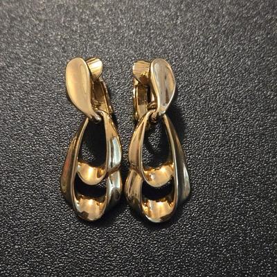 Clip On Earrings (3)