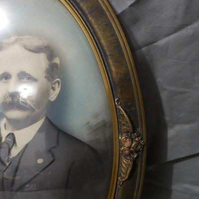 1880's Photo In Convex Oval Frame