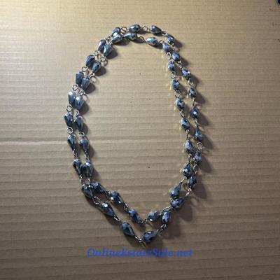 REFLECTIVE BEAD NECKLACE
