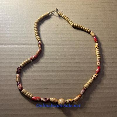WOOD BEADED NECKLACE