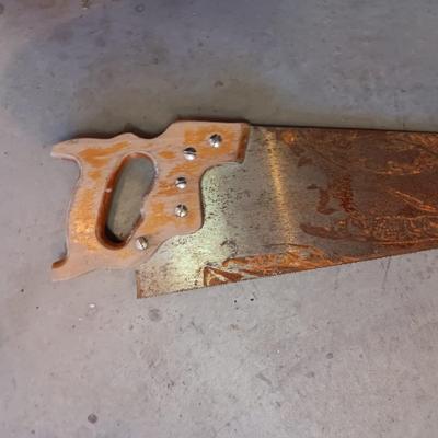 DOWELING JIG AND A DISSTON HAND SAW