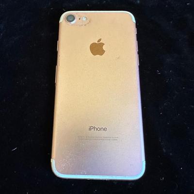 2 APPLE OLDER MODEL IPHONES