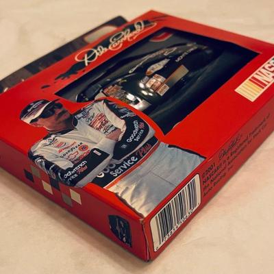 Playing Cards Two Deck NASCAR Collector Tin