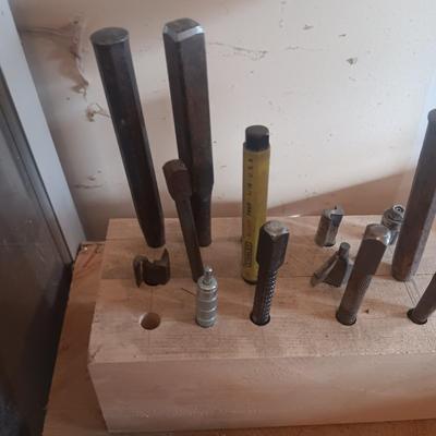 WOODWORKING TOOLS