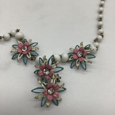 Vintage flower necklace