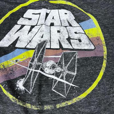 STAR WARS Men's Medium & Small COLLECTIBLE T-shirts