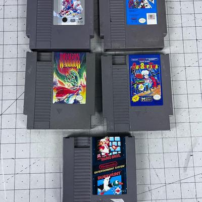 5 Nintendo Game Cartridges 