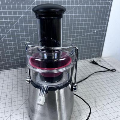 OMG! Its an OSTER Juicer 
