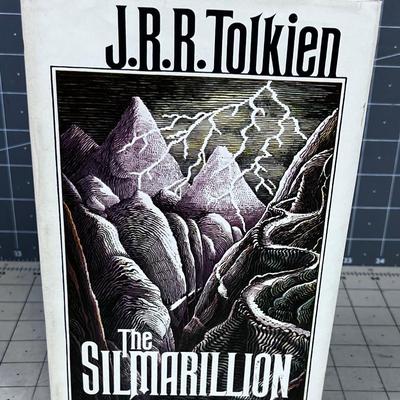 SILMARILLION by J.R.R.TOLKEN with jacket 