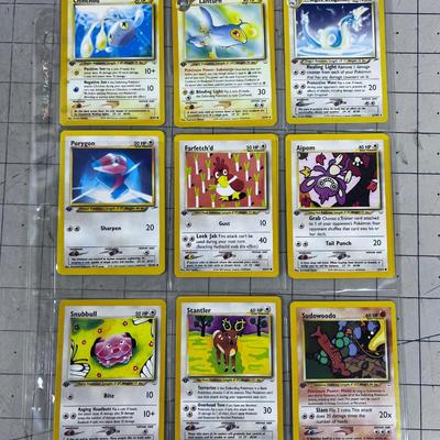 Binder of PokÃ©mon Cards WOW!! Super Collectible