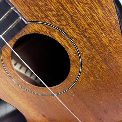 4 String Soprano UKULELE, Not Branded with CASE 