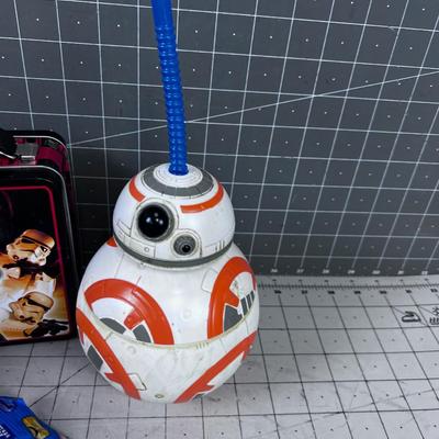 STAR WARS ITEMS: Clock, Tippy Cup, Pez, 