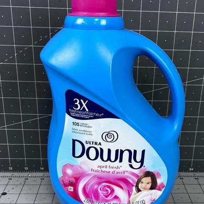 Jug of Ultra DOWNY 