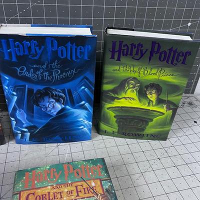 4 Harry Potters Appear to be First EDITIONS 