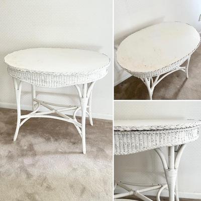 Pair (2) Wicker Tables ~ *Read Details