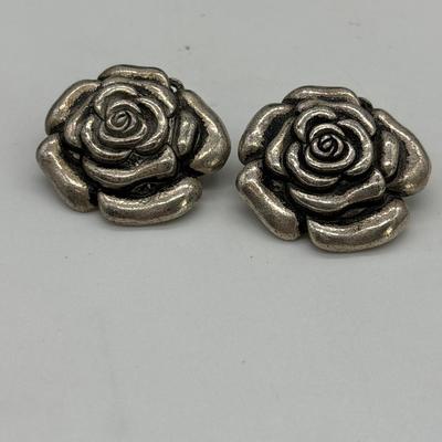 Vintage rose clip on earrings