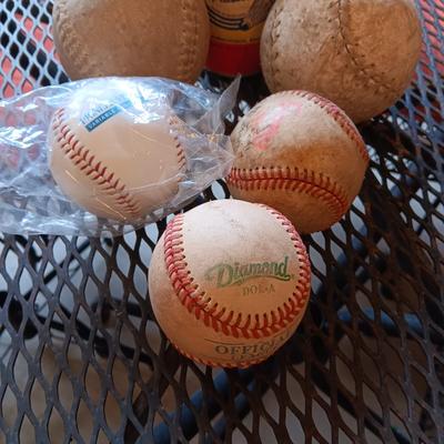 SOFTBALLS, BASEBALLS & SHUTTLECOCKS
