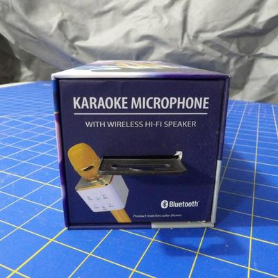 Bluetooth Karaoke Microphone NIB