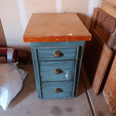 2 DRAWER LATERAL FILING CABINET AND A 3 DRAWER NIGHT STAND
