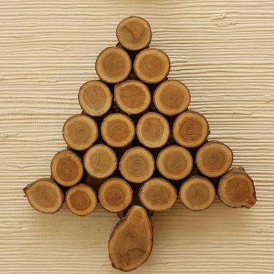 Sliced Wood Christmas Wall Hangings