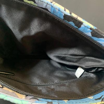 LOT 6: Collection of 4 Vera Bradley Handbags