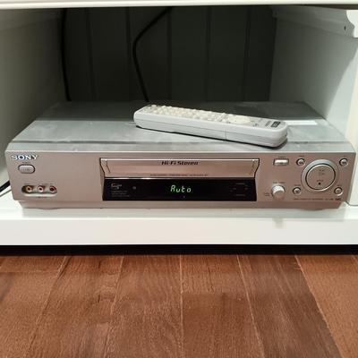 LOT 43: Technics SA-GX350 Stereo Receiver w/ Sony BDP-S360 Blu-Ray/DVD Player & Sony SLV-N88 VCR