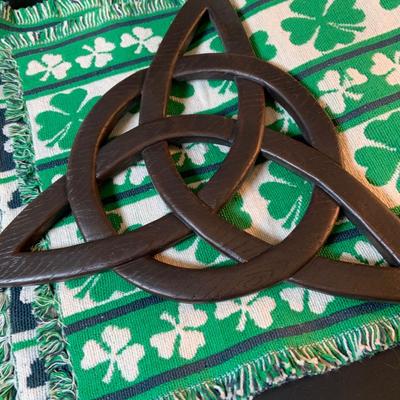 LOT:59: Luck of the Irish Collection Featuring a Beautiful Baleek Horseshoe Ashtray, Hand Knited Irish Wool Sweater, a Celtic Ceramic...