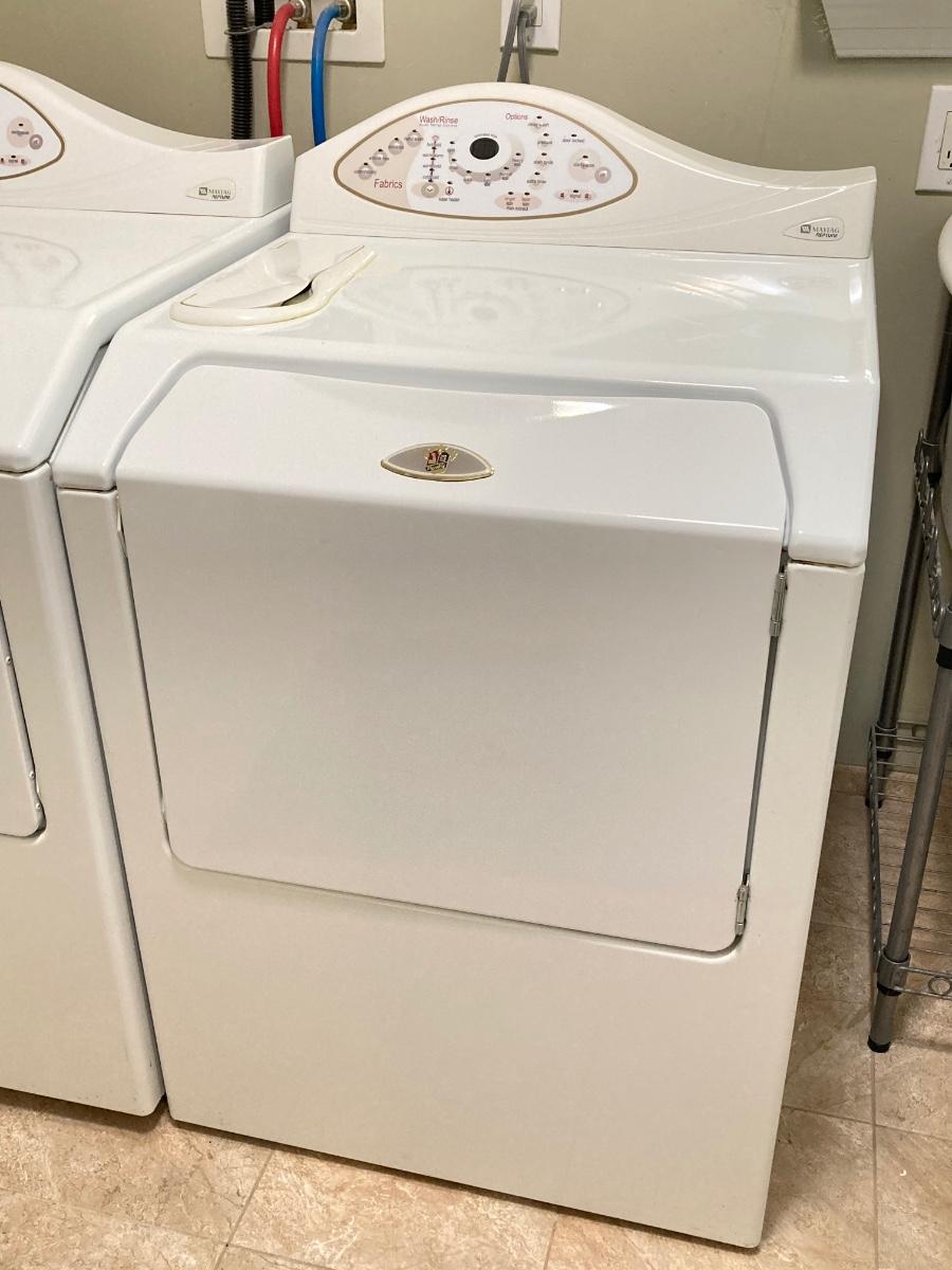 LOT 91 Maytag Neptune Front Loading Clothes Washing Machine Model No