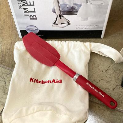 LOT 103: Kitchen Aid Immersion Blender and Chef's Choice Diamond Hone Electric Sharpener