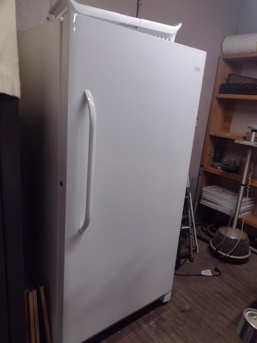 Frigidaire Stand Up Freezer with Key