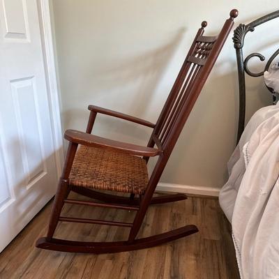 LOT 38X: Vintage Wooden Rocking Chair