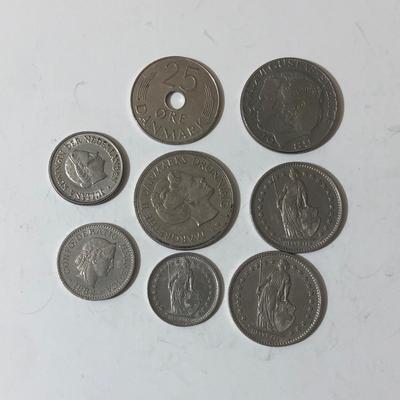 LOT 64B: Variety of Money / Coins from Around the World - Australia, North America, Europe, Asia