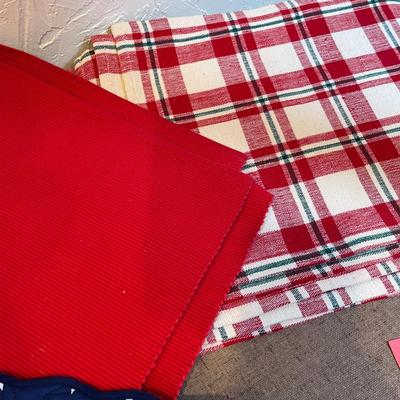 Patriotic themed table linens